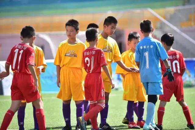 U18女篮季军争夺战：中国队大胜韩国创历史新低